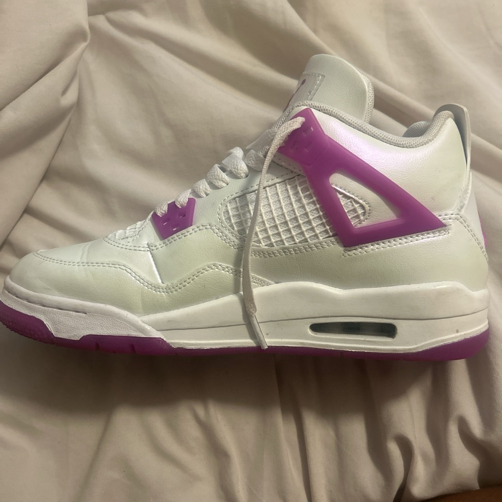 Jordan Kids Sneakers in White and Purple
